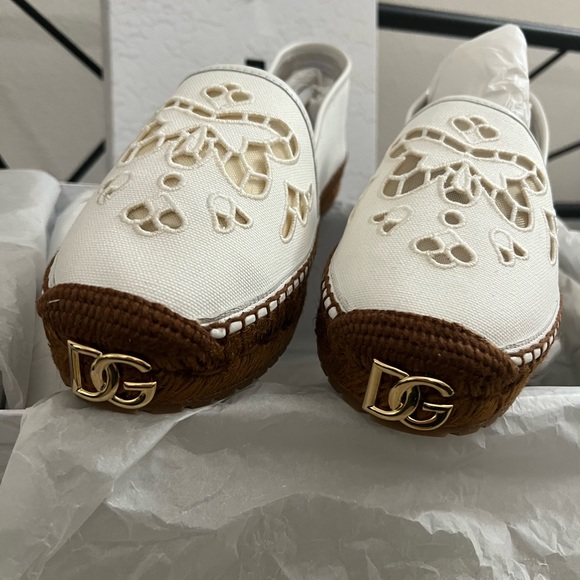 NEW in box. Dolce & Gabbana DG gold logo eyelet slip on espadrilles